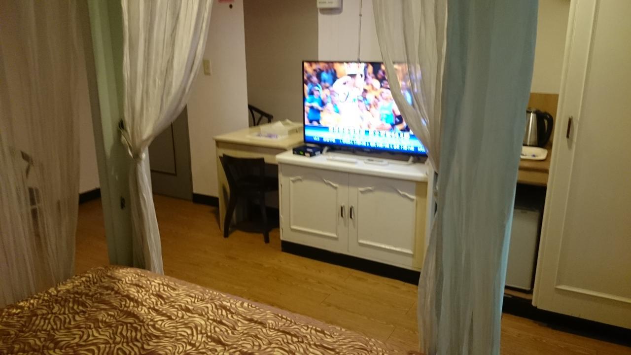 Rido Hotel Tajcshung Kültér fotó