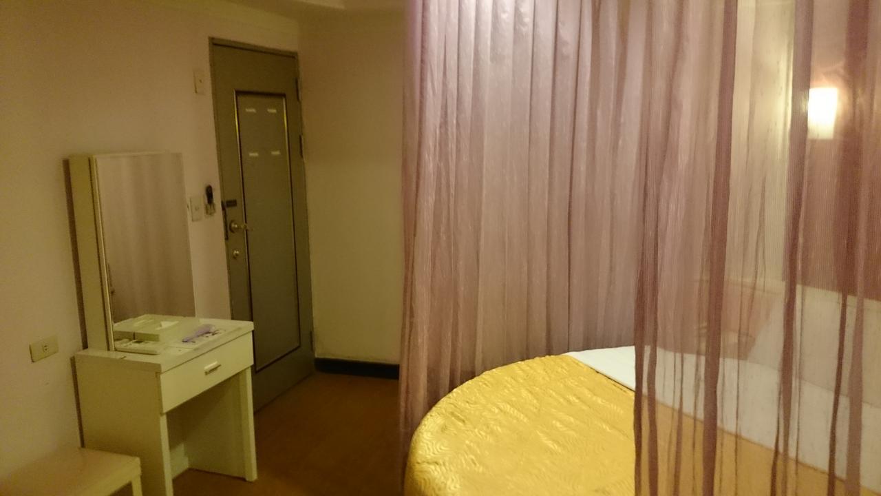 Rido Hotel Tajcshung Kültér fotó