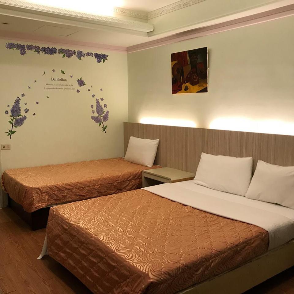Rido Hotel Tajcshung Kültér fotó